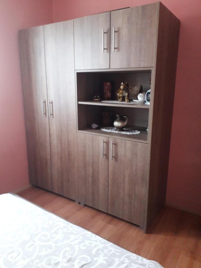 Galerija Jovanovic Topola Екстер'єр фото